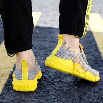 2021 Novih Moških Lahki Čevlji Poletje Ultra-Lahkih Dihanje Superge Zapatos De Mujer Hoja Čevlji Boys športni Copati 2