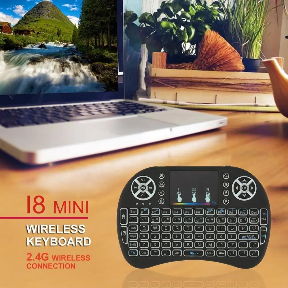 2,4 GHz Mini Brezžična Remote Keyboard z Sledilno Miško za Android TV Box Pisane LED Osvetlitvijo Baterije Li-ionska Baterija 1
