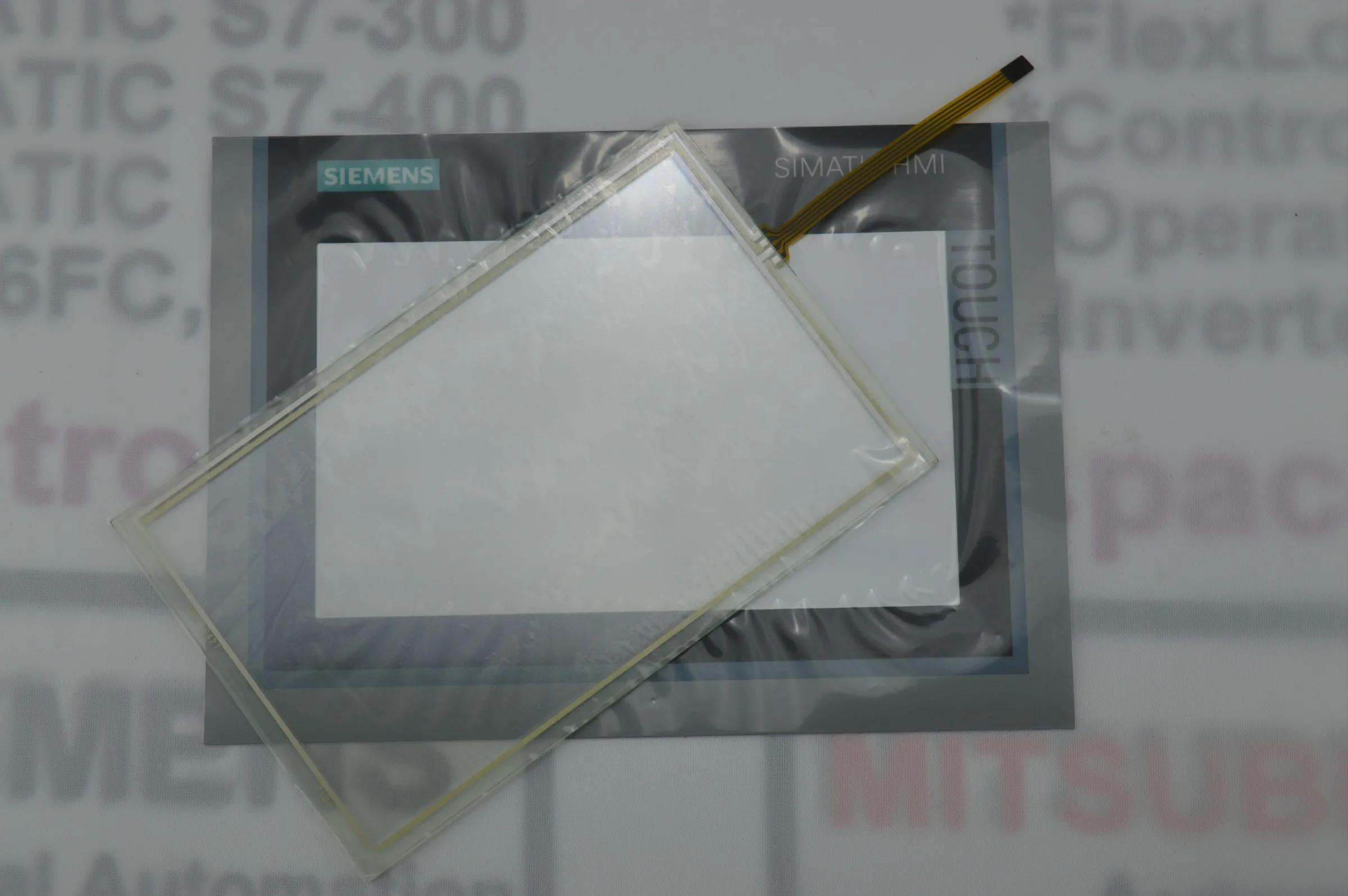 6AV2124-0GC01-0AA0 TP700 Membrane Film+Dotik Stekla za SIMATIC HMI Plošče popravilo~storite sami, Imajo na zalogi 0