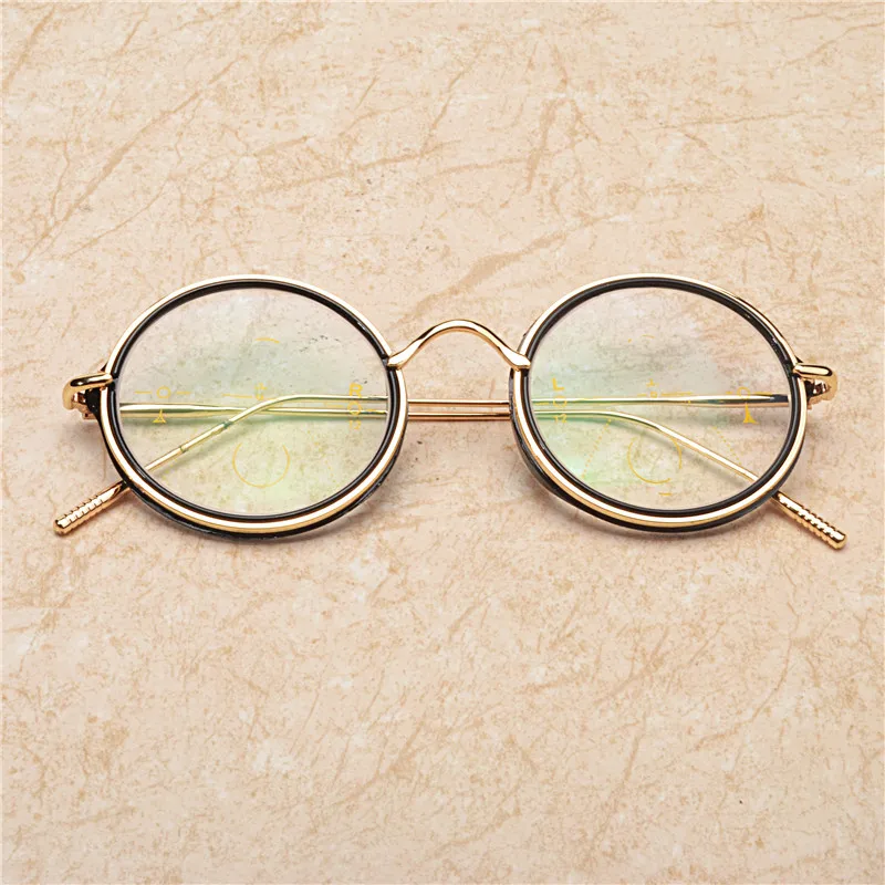 Progresivna multifokalna obravnavi očala človek Recept obravnavi očala Ženska očala lahko ogledate daleč, skoraj obravnavi očala FML 4