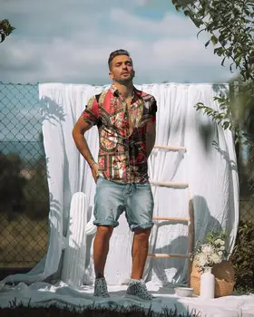 Camisa hawaiana de manga corta par hombre a la moda de 2021 camisas de secado rápido de talla grande asiáticas. M-2XL informa 0