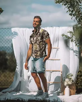 Camisa hawaiana de manga corta par hombre a la moda de 2021 camisas de secado rápido de talla grande asiáticas. M-2XL informa 4